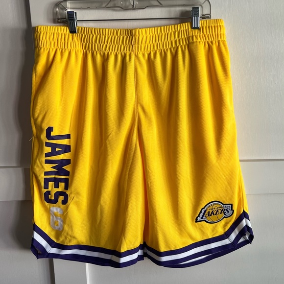 NBA Lakers - Lebron James Logo Shorts sz XL - Picture 1 of 9